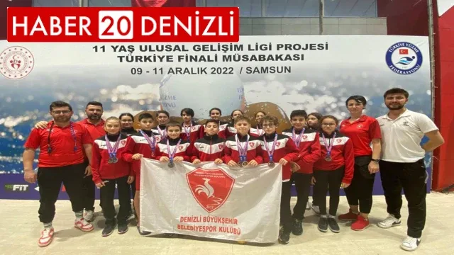 Büyükşehir yüzme takımı başarıya doymuyor