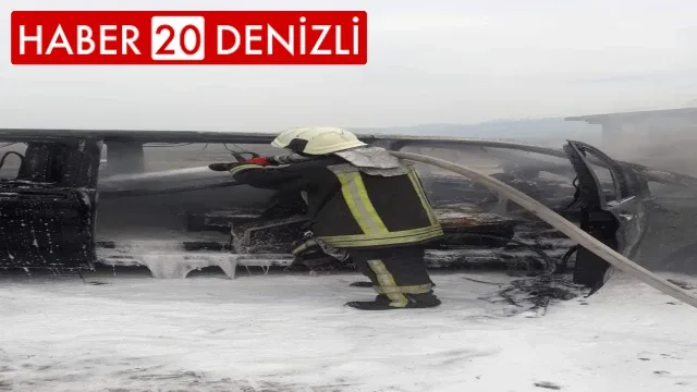 Alev alan minibüs demir yığınına döndü