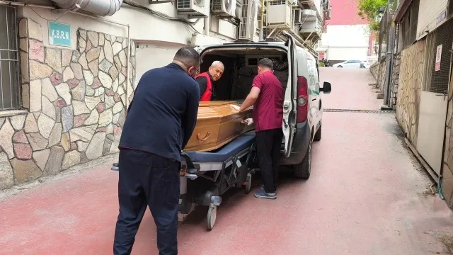 Eski eşini boğazını keserek öldüren zanlısı tutuklandı