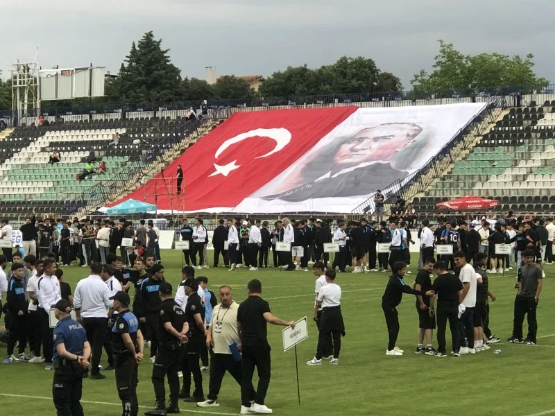 Mahallemde maç var finali çoşkuyla kutlandı