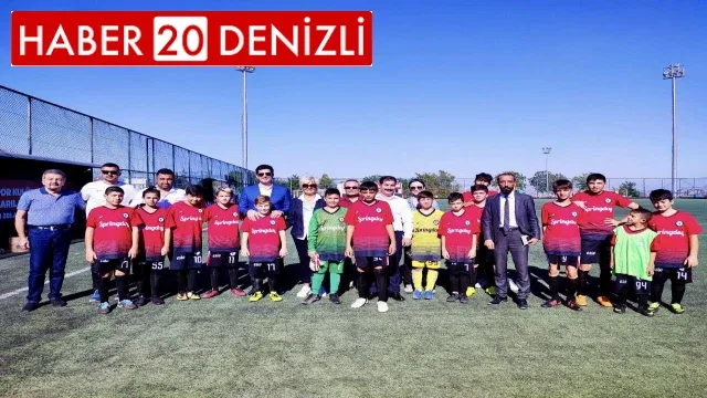 Başkan Güngör Denizli Asfk’nın Sezon Açılışına Katıldı
