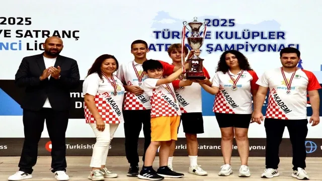 2025 Türkiye Satranç İkinci Ligi'nde şampiyon Fatma Yılmaz Spor Kulübü