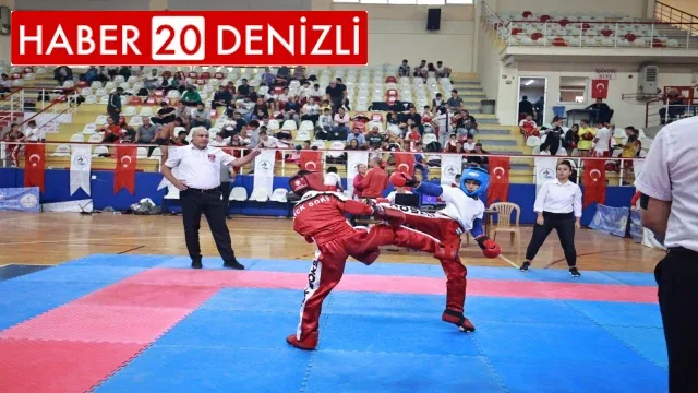 Kick boks heyecanı Denizli'de yaşandı