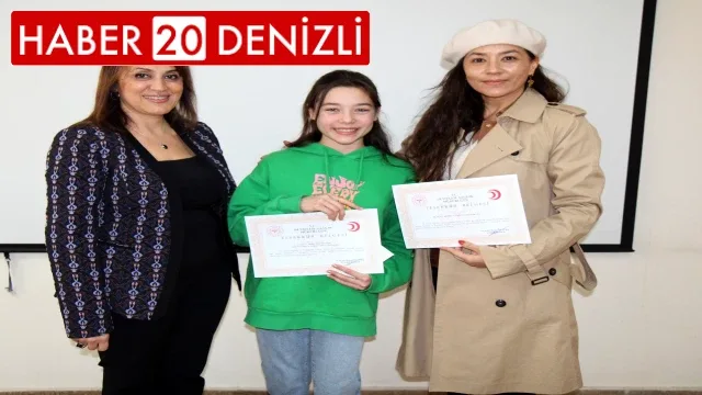 Veremi en iyi çizen ve yazıya döken öğrenciler ödüllerini aldı