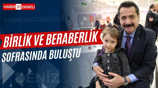 Pamukkale Belediyesi personeliyle geleneksel iftar yemeğinde bir arada