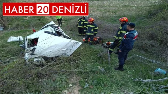 Motosiklet ile otomobilin karıştığı kazada 3 kişi öldü