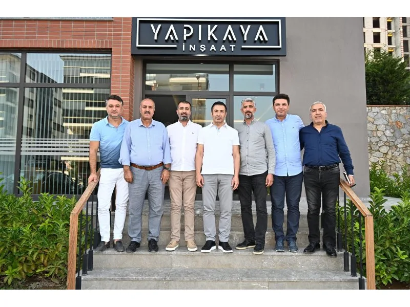 Başkan Erdoğan, Üyeleriyle Bağını Koparmıyor