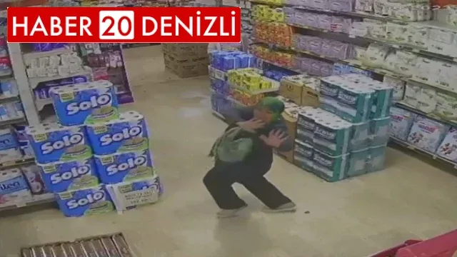 Sevdiği şarkıyı duyan yaşlı kadın, marketin ortasında dans şovu yaptı