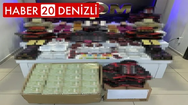 Binlerce cinsel içerikli ürünle yakalandılar