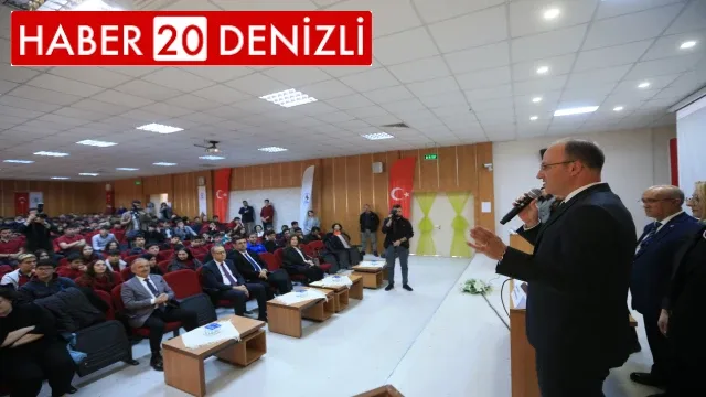 Pamukkale Belediyesi Mehmet Akif’i Gençlere Anlattı