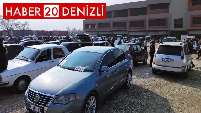 Yılbaşı öncesi oto pazarında yoğunluk