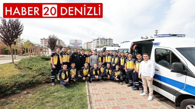 Denizli Büyükşehir'in sağlık ordusuna dört yeni ambulans daha katıldı