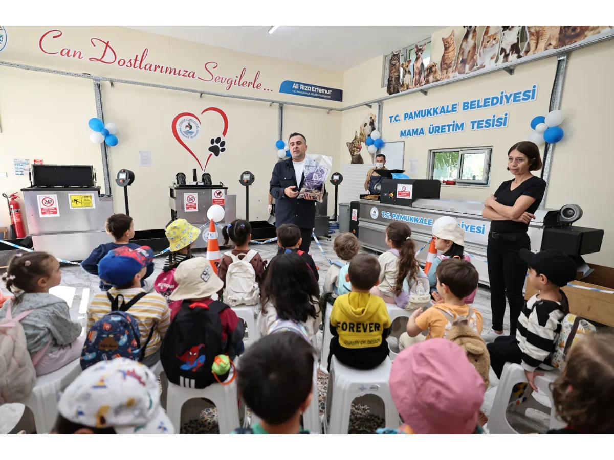Minikler, Pamukkale Belediyesi Mama Üretim Tesisi’ni Keşfetti