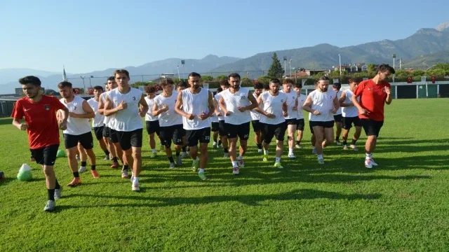 Denizli İdmanyurdu, yeni sezon hazırlıklarına devam ediyor