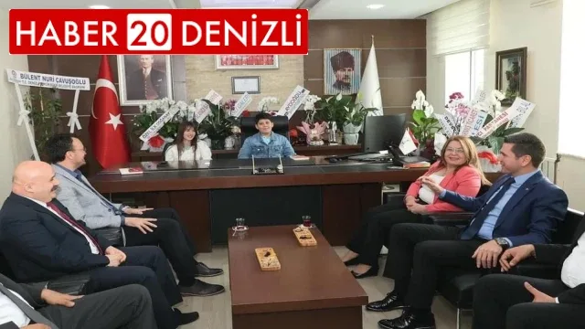Tavas Belediye Başkanı Tatık makamı öğrencilere devretti