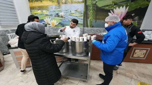 Denizli Büyükşehir Belediyesi mobil ikram araçları hizmete başladı