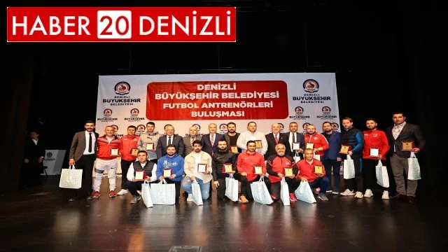 Denizli Büyükşehirden futbol antrenörlerine malzeme desteği