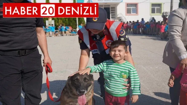 Jandarma çocuklara hayvan sevgisini anlattı