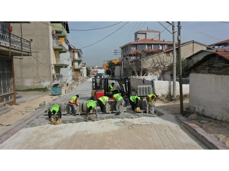 Pamukkale Belediyesi mahallelerini yenileme çalışmalarını sürdürüyor