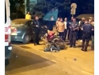 Otomobille çarpışan motosikletli kurye 12 günlük yaşam savaşını kaybetti