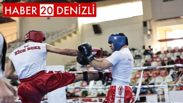 Nefes kesen kick boks heyecanı Denizli’de yaşandı