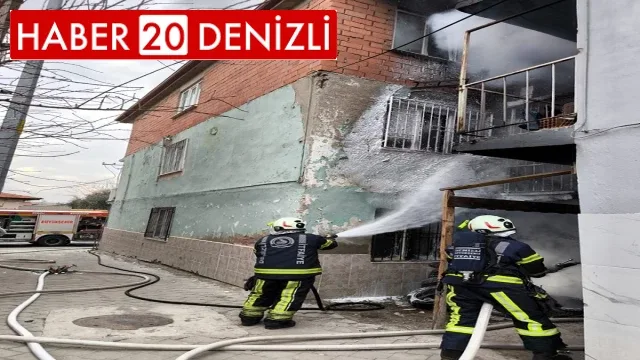 Evde çıkan yangın kısa sürede apartmana sıçradı