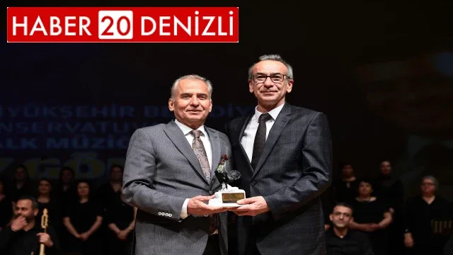 Usta sanatçı Özay Gönlüm’e özel anma gecesi