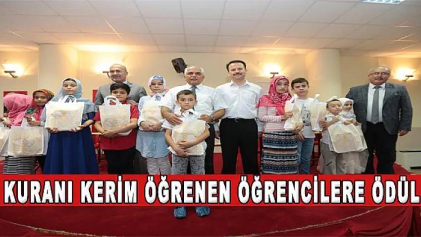 Kuranı Kerim Öğrenen Öğrencilere Ödül