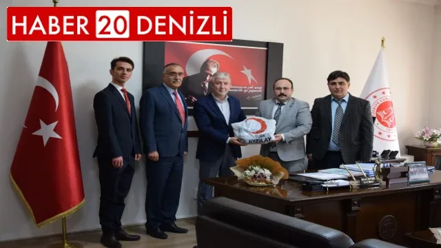 Kızılay Haftası etkinlikleri kapsamında D Tipi Cezaevi’nde söyleşi düzenlendi