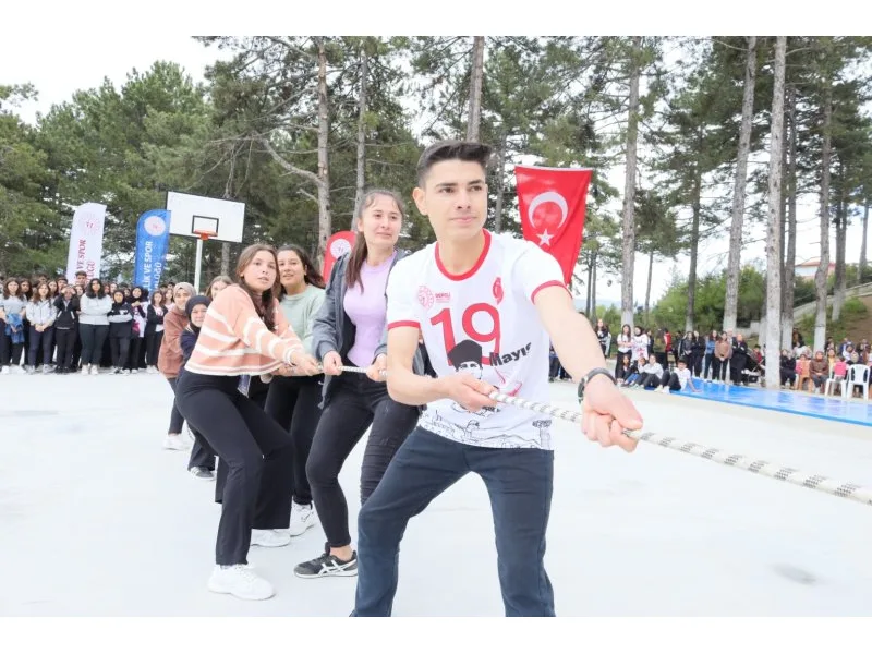 Kale Belediye Başkanı Mehmet Salih Sağınç 19 Mayıs Kutlamalarına Katıldı