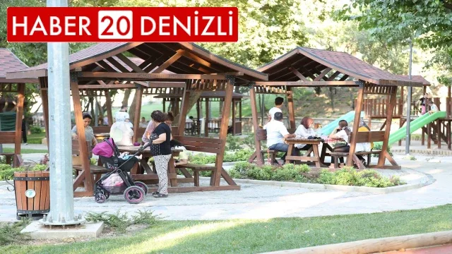 Sıcak havadan bunalan Denizlililer, Doğal Yaşam Parkı’nda rahatlıyor