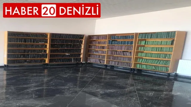 Serinhisar MYO’ya Kütüphane Desteği