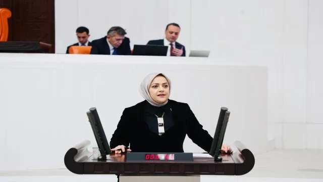 Milletvekili Ün, "Kadınların ev içi emeği mutlaka karşılık bulmalıdır"