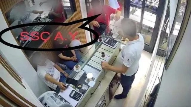 Genç çifte düğün öncesi büyük şok; Eve bıraktıkları 850 bin liralık takıları bir çocuk tarafından çalındı