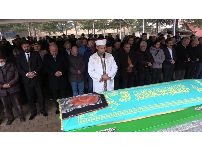 Son yolculuğuna uğurlanan Hülya hemşirenin katili 2 kez uzaklaştırma cezası almış