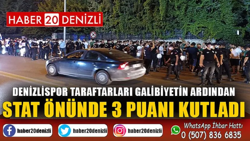 Denizlispor taraftarları galibiyetin ardından stat önünde 3 puanı kutladı