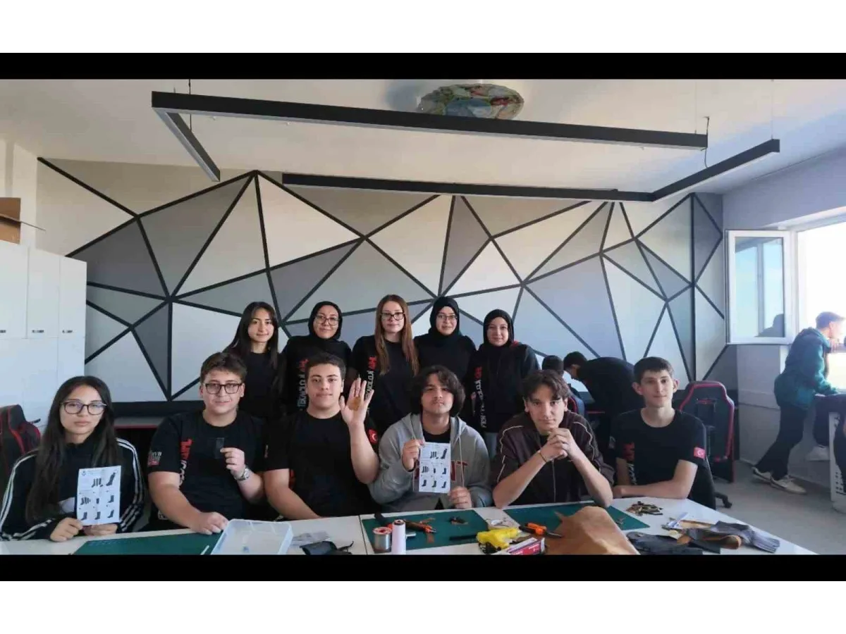 Denizli’de ustaların mirası öğrencilerin ellerinde yaşıyor