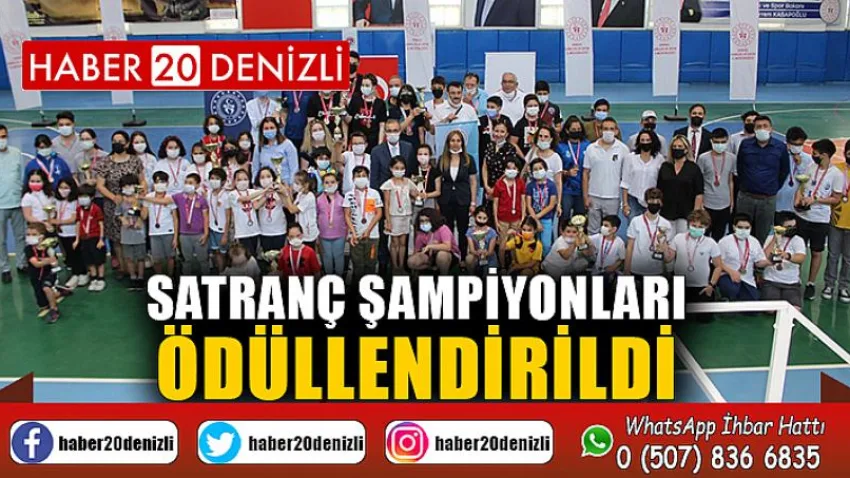 Satranç şampiyonları ödüllendirildi