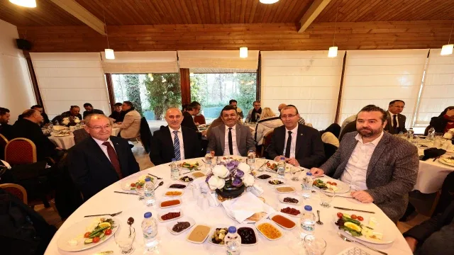 Başkan Çavuşoğlu, Denizli Basını ile Bir Araya Geldi