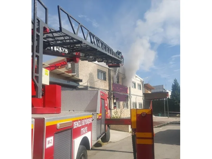 Tekstil atölyesinde korkutan yangın