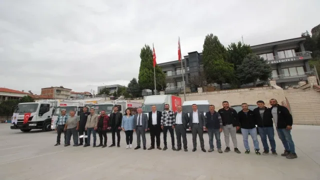 Honaz Belediyesi araç filosuna 6 yeni araç katıldı
