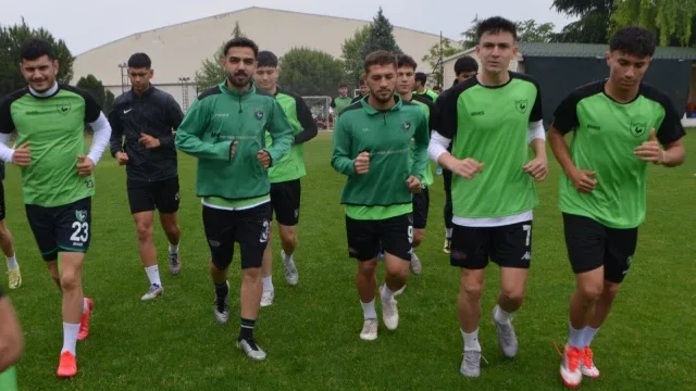 İlk 8’e kalan Denizlispor U16 şampiyonluk için çalışıyor