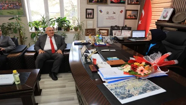 Çameli’de başkanlık koltuğu Zeynep Sude'ye emanet edildi