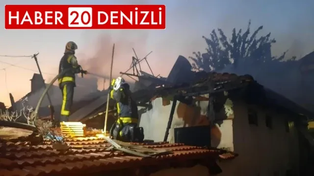Denizli’deki yangında bir ev küle döndü
