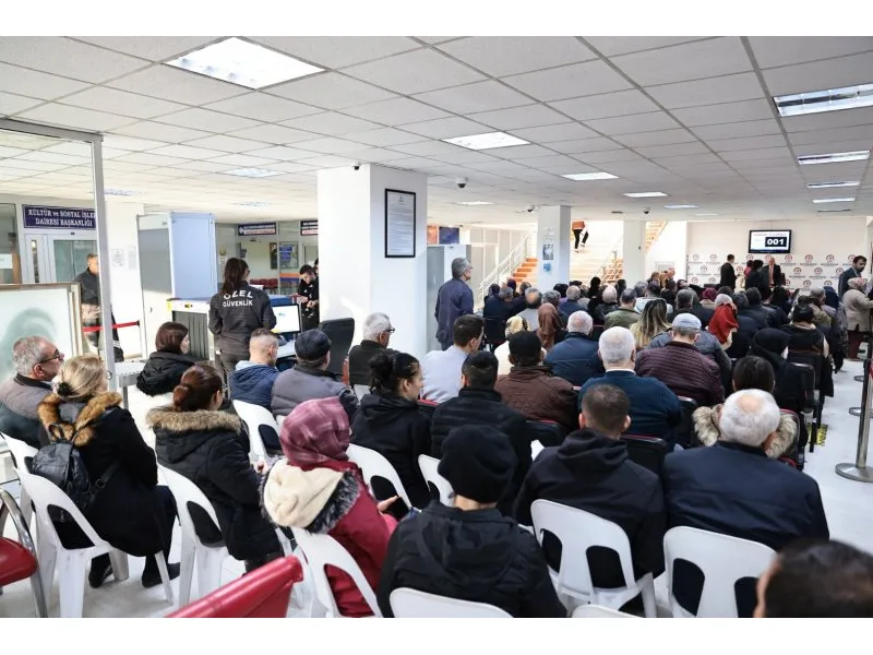Başkan Zolan halk gününde hemşehrilerini dinledi