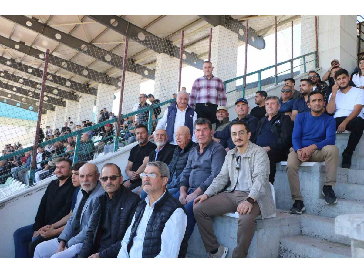 Yeşil Çivril Belediyespor evinde yıkıldı: 0-3