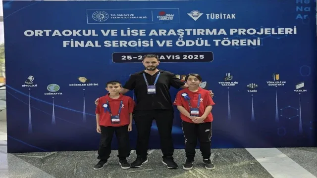 Başkan Pütün, Beyağaçlı öğrencileri Ankara’da yalnız bırakmadı
