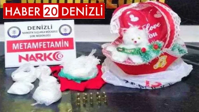 Oyuncak bebek içerisinden uyuşturucu madde çıktı