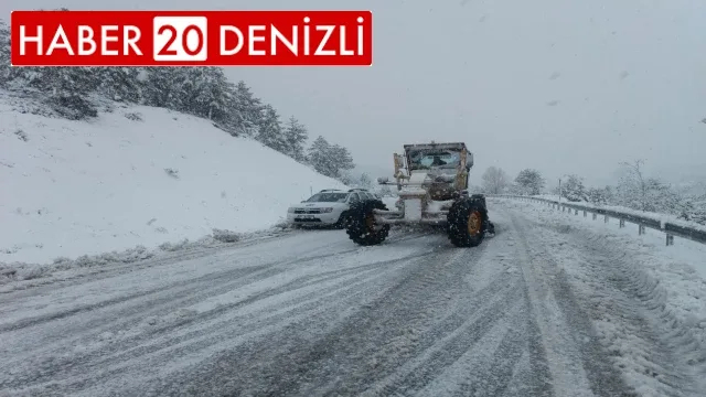 Denizli’ye yılın ilk karı düştü
