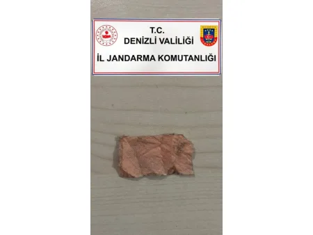 Jandarma 7 ilçede zehir tacirlerine operasyon düzenledi